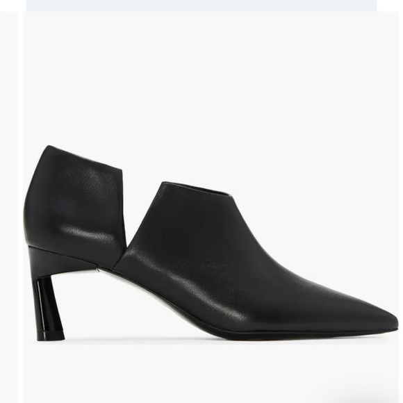 MERCEDES CASTILLO Shoes - Mercedes Castillo Telma cut out leather booties 37., like new